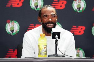 开拓者vs湖人直播_开拓者vs湖人CBA直播_开拓者vs湖人高清无插件